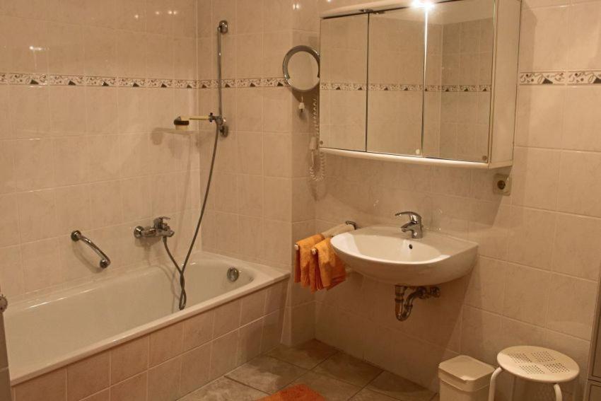 Ferienwohnung Backhaus กอสลาร์ ภายนอก รูปภาพ
